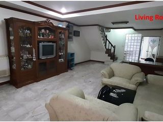Reihenhaus zur Miete mit 4 Zimmer in Chatuchak, Bangkok