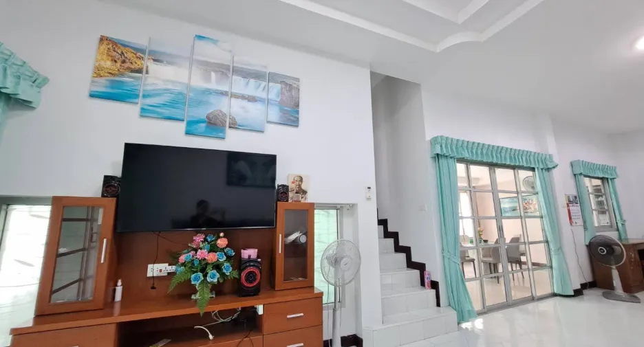 出租 3 卧室 独立屋 在 Bang Lamung, Chon Buri