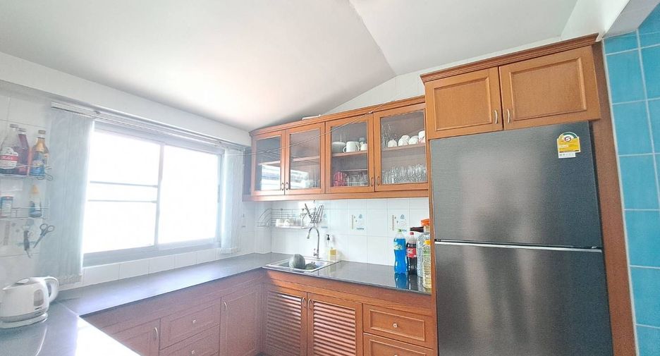 For rent 3 bedrooms house in Bang Lamung, Chonburi