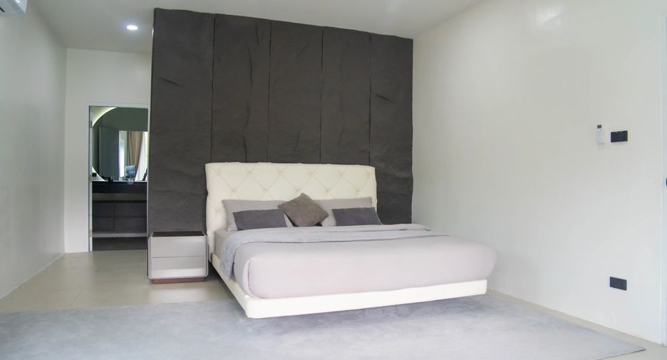 Villa en venta de 5 habitaciones en Mueang Phuket, Phuket