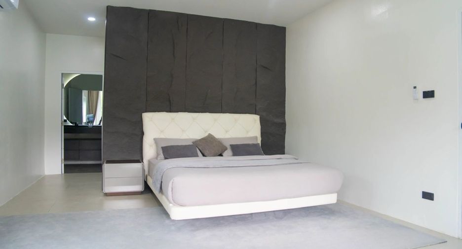 Villa en venta de 5 habitaciones en Mueang Phuket, Phuket