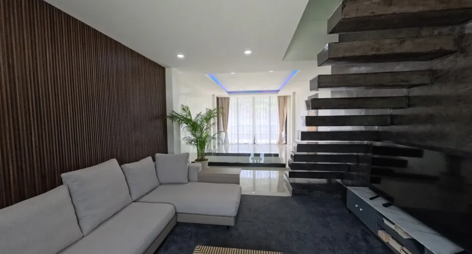 Villa en venta de 5 habitaciones en Mueang Phuket, Phuket