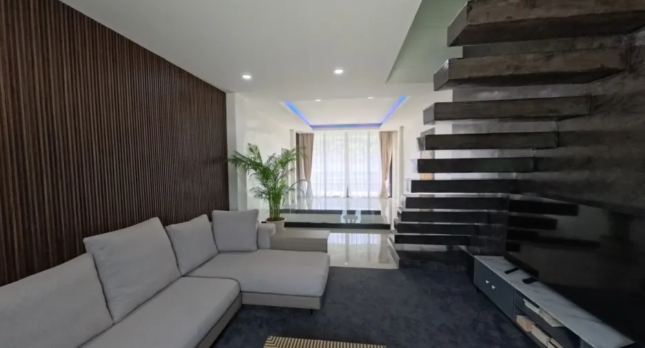 Villa en venta de 5 habitaciones en Mueang Phuket, Phuket