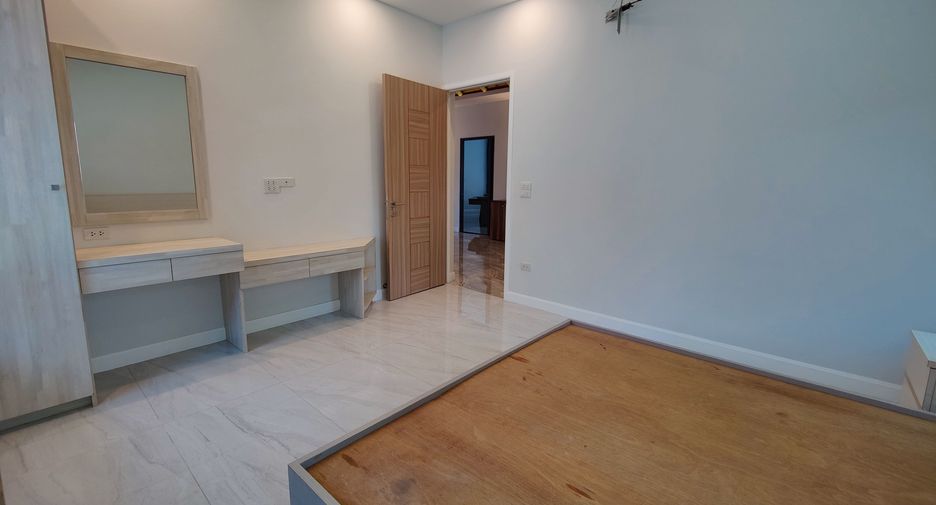 Villa en venta de 4 habitaciones en Pran Buri, Prachuap Khiri Khan