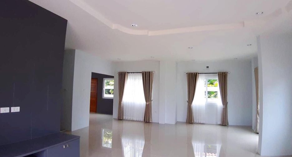 出售 3 卧室 独立屋 在 Bang Lamung, Chon Buri
