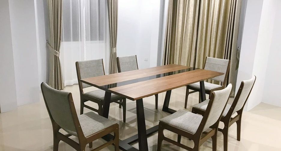出售 3 卧室 独立屋 在 Bang Lamung, Chon Buri