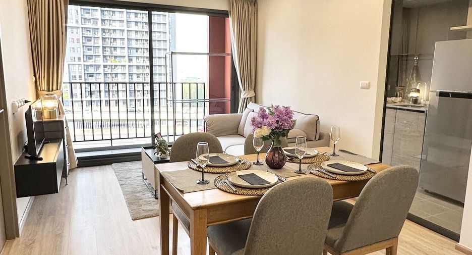 For sale 2 bedrooms condo in Bang Kapi, Bangkok