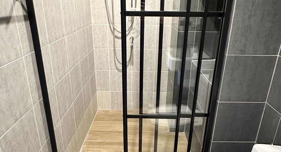 For sale 2 bedrooms condo in Bang Kapi, Bangkok