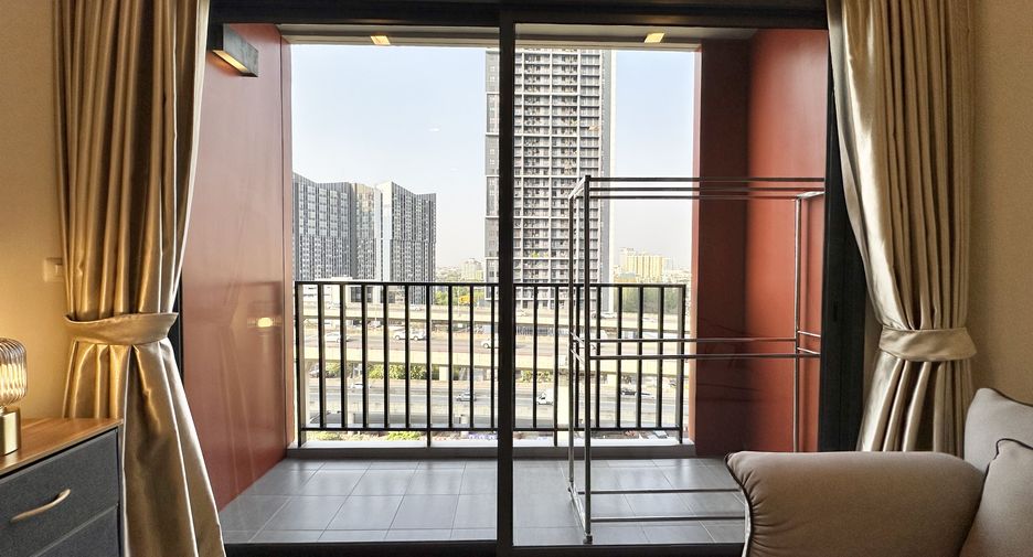 For sale 2 bedrooms condo in Bang Kapi, Bangkok