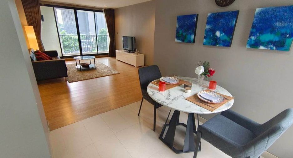 For rent 2 bedrooms condo in Watthana, Bangkok