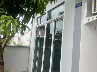 出租 2 卧室 联排别墅 在 Phuket Town, 普吉