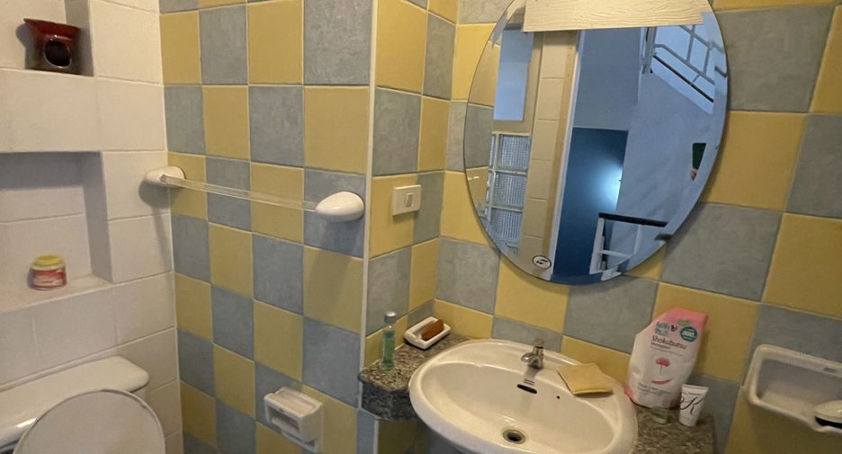 For sale 3 bedrooms townhouse in Don Mueang, Bangkok