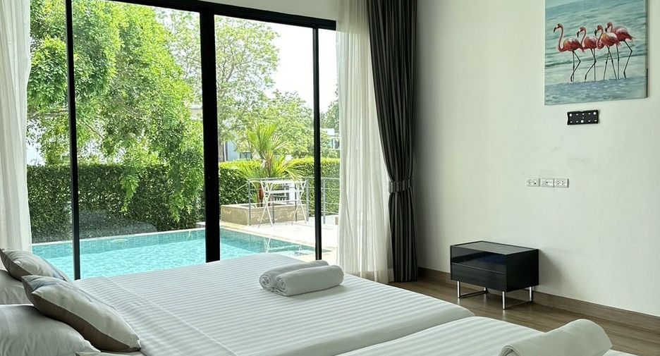 Villa en alquiler de 3 habitaciones en Sattahip, Chonburi