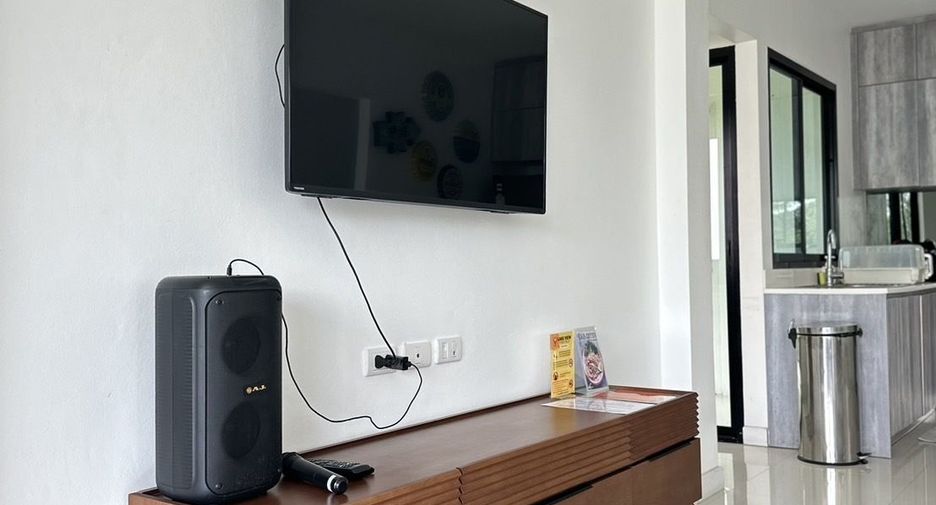 Villa en alquiler de 3 habitaciones en Sattahip, Chonburi