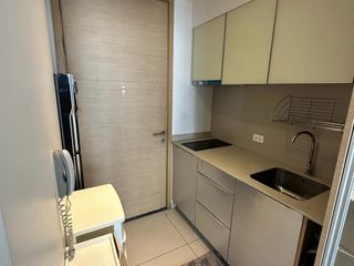 For rent スタジオ condo in Khlong Toei, Bangkok