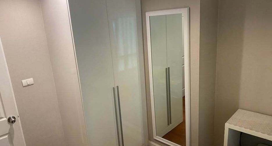 Condo en alquiler de 2 habitaciones en Huai Khwang, Bangkok