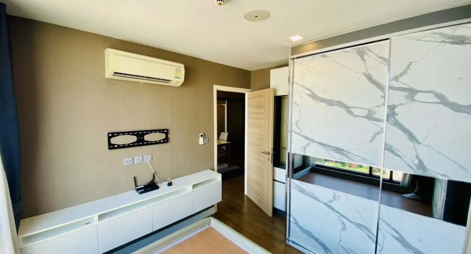 For sale そして for rent 2 ベッドルーム condo in Min Buri, Bangkok