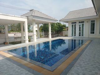 For rent 3 bedrooms villa in Hua Hin, Prachuap Khiri Khan