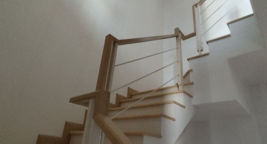 For sale 4 bedrooms townhouse in Mueang Samut Prakan, Samut Prakan