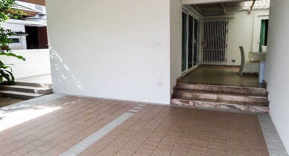 Haus zum Kauf und zur Miete mit 4 Zimmer in Bang Lamung, Chonburi