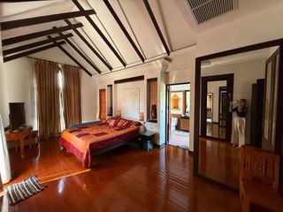 For rent 5 bedrooms villa in Bang Lamung, Chonburi