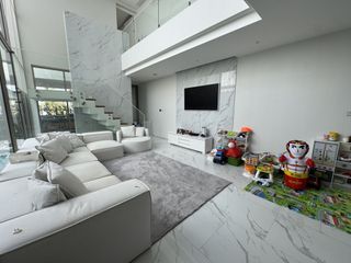 Villa zum Kauf mit 3 Zimmer in Thalang, Phuket