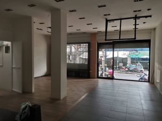 For rent 4 ベッドルーム townhouse in Bang Rak, Bangkok
