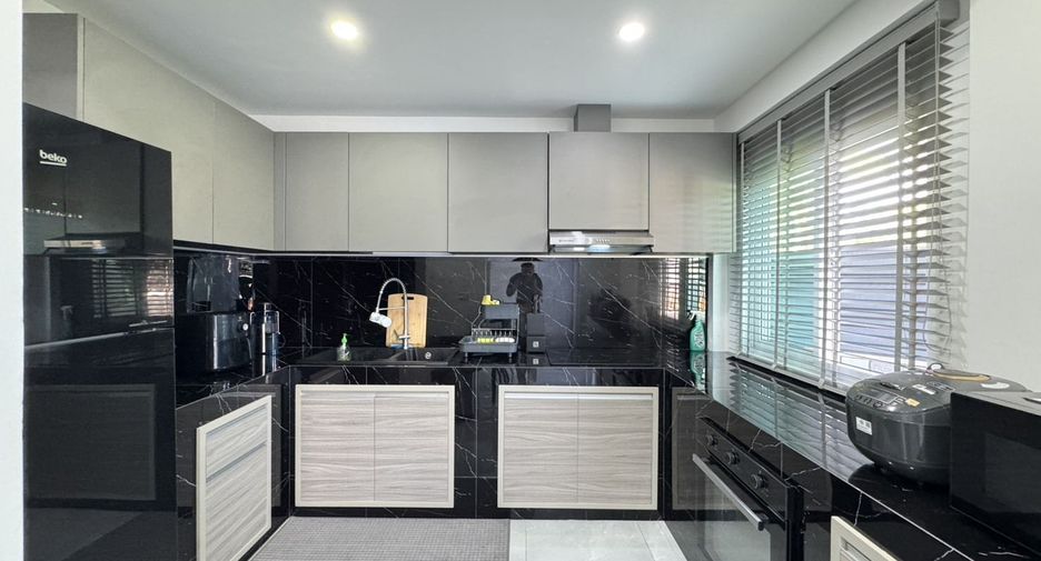 Haus zum Kauf mit 2 Zimmer in Mueang Phuket, Phuket