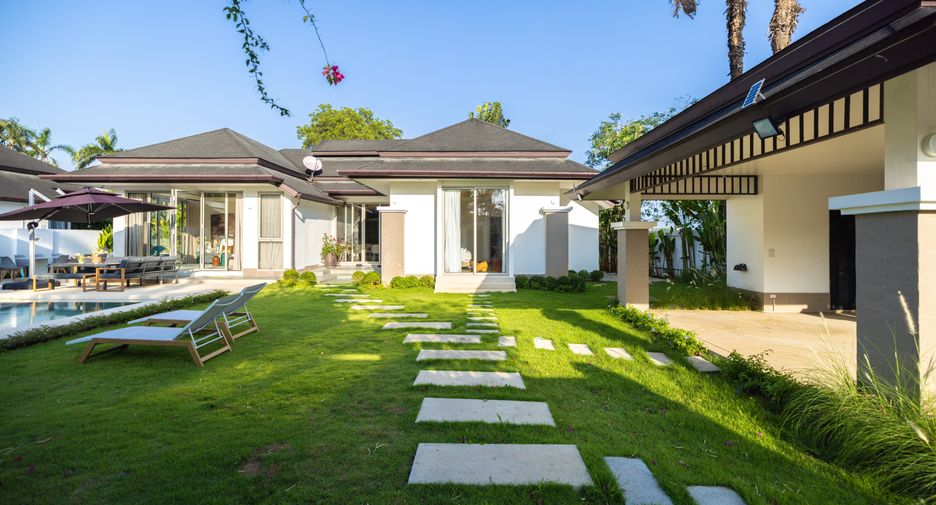 For rent 5 bedrooms villa in Thalang, Phuket