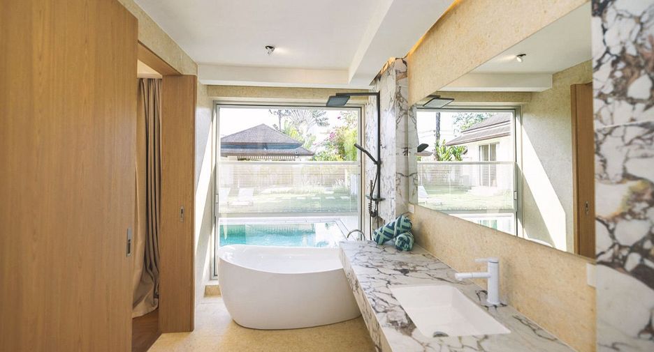 For rent 5 bedrooms villa in Thalang, Phuket