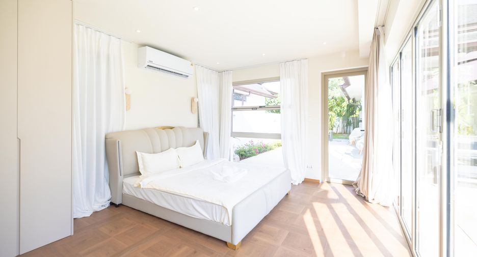 For rent 5 bedrooms villa in Thalang, Phuket
