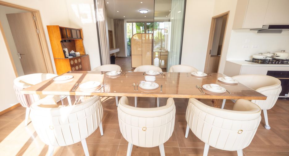 For rent 5 bedrooms villa in Thalang, Phuket