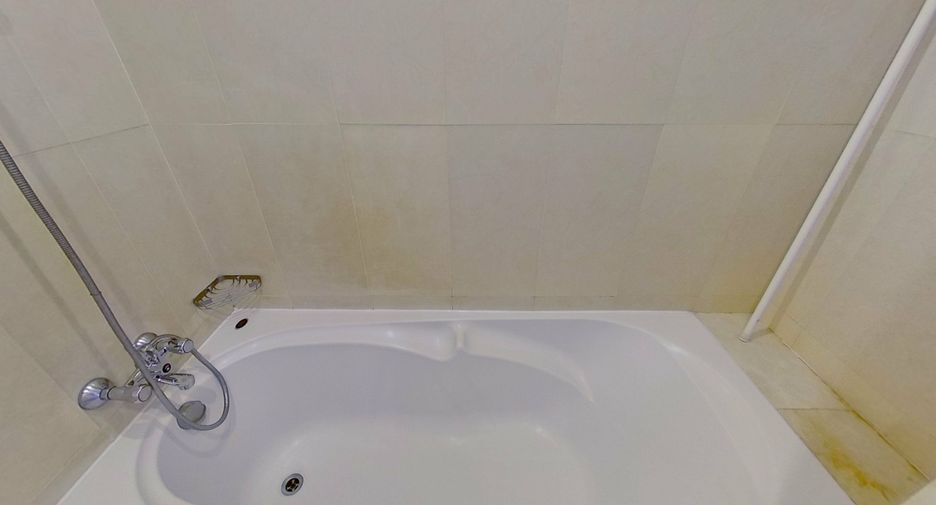 For rent 2 bedrooms apartment in Pathum Wan, Bangkok