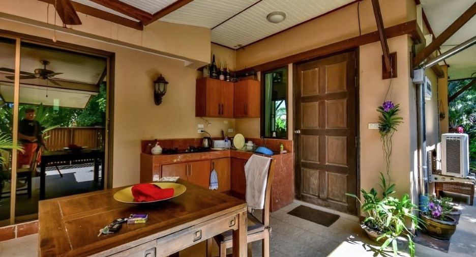 For sale 7 bedrooms villa in Sam Roi Yot, Prachuap Khiri Khan