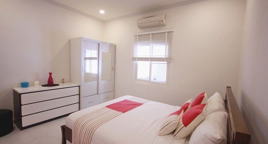 For sale 4 bedrooms villa in Hua Hin, Prachuap Khiri Khan