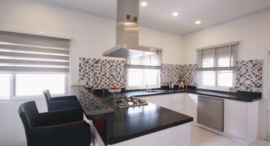 À vendre 4 chambres villa à Hua Hin, Prachuap Khiri Khan