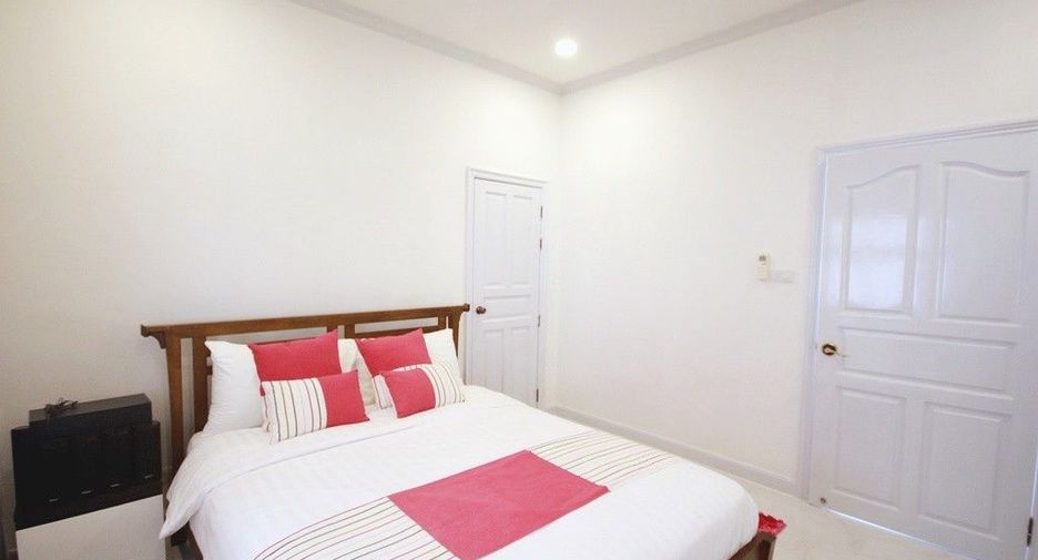 For sale 4 bedrooms villa in Hua Hin, Prachuap Khiri Khan
