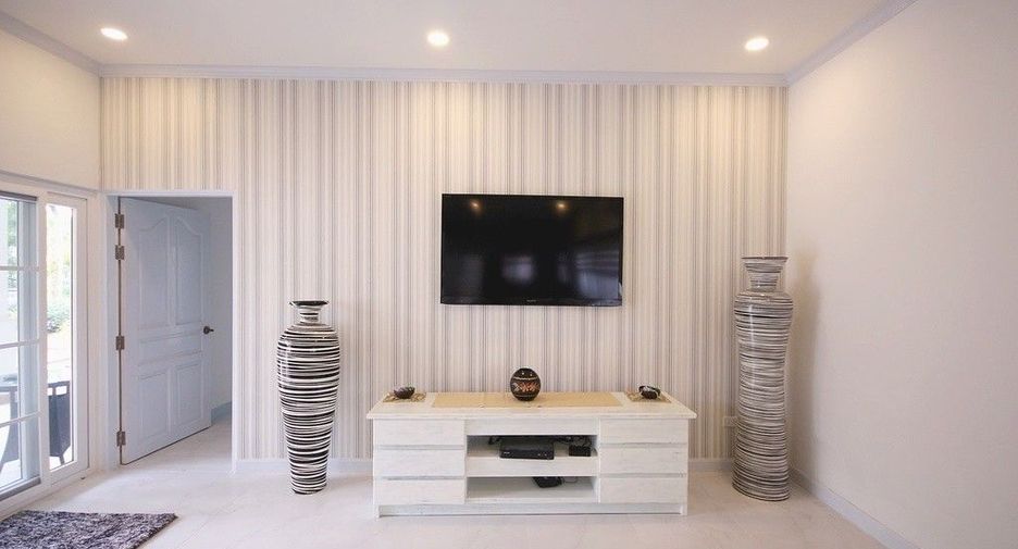 For sale 4 bedrooms villa in Hua Hin, Prachuap Khiri Khan