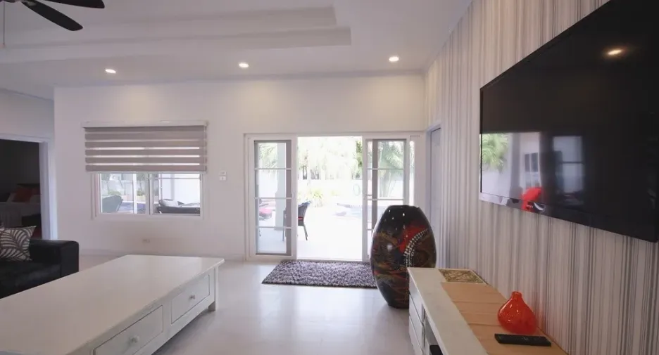 For sale 4 bedrooms villa in Hua Hin, Prachuap Khiri Khan