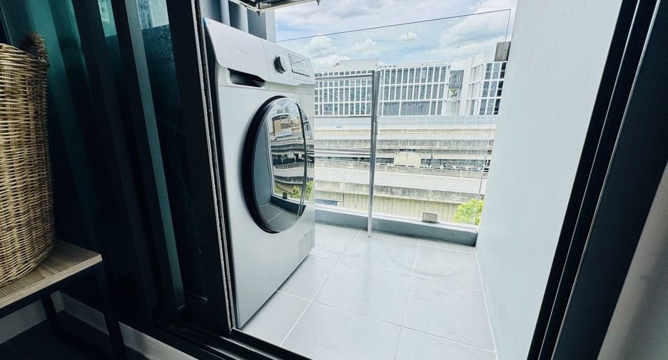 Condo en alquiler de 1 habitaciones en Watthana, Bangkok