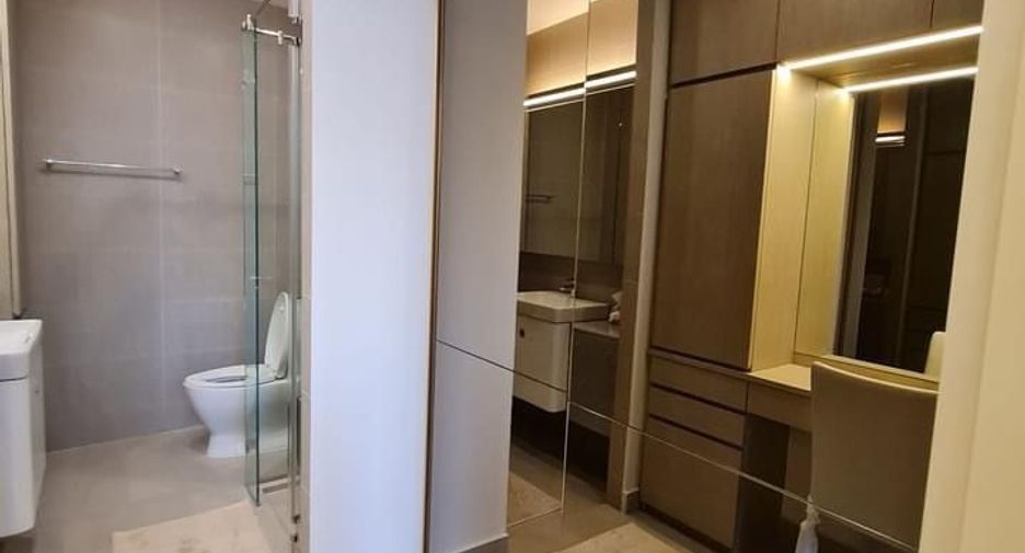 For rent 1 bed condo in Pathum Wan, Bangkok