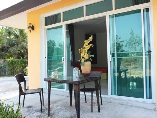 For sale 1 Beds villa in Bang Lamung, Chonburi