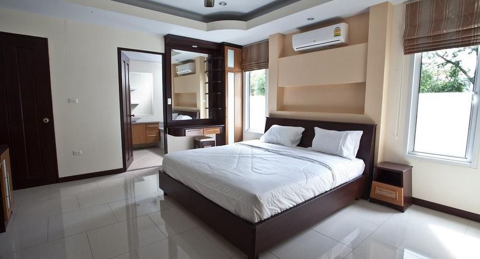 For rent 5 bedrooms house in Bang Lamung, Chonburi