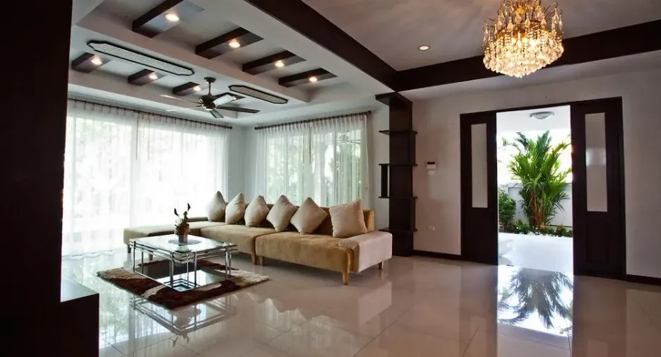 For rent 5 bedrooms house in Bang Lamung, Chonburi