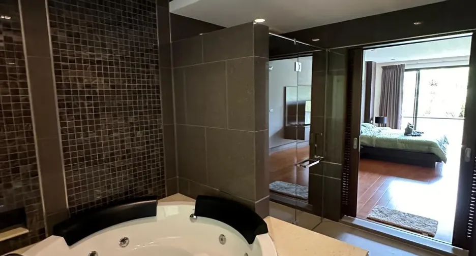 For sale 4 bedrooms villa in Kathu, Phuket