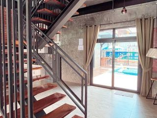 Villa zum Kauf und zur Miete mit 5 Zimmer in Bang Lamung, Chonburi