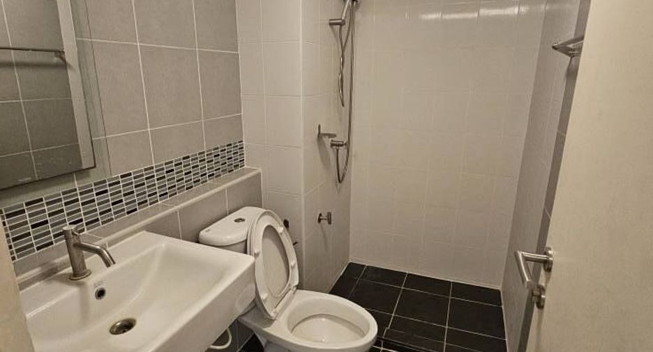For rent 1 bed condo in Mueang Samut Prakan, Samut Prakan