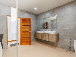 For sale 4 bedrooms villa in Mueang Phuket, Phuket