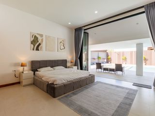 For sale 4 bedrooms villa in Mueang Phuket, Phuket