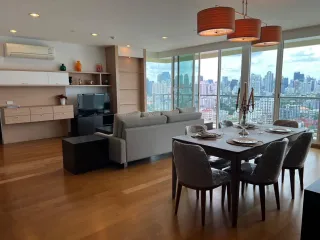 À louer 3 chambres condo à Watthana, Bangkok